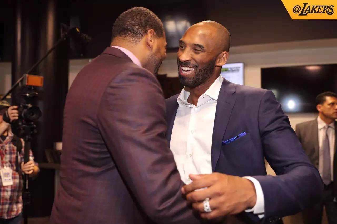 威尔逊4次观察后助攻希门尼斯破门（威尔逊四度观察后送出妙传，希门尼斯破门）