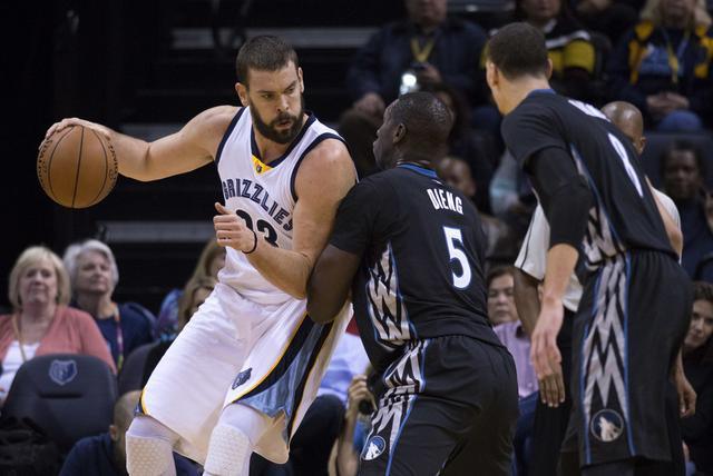 图片报：米兰对金玟哉感兴趣，在今夏就曾观察过他（米兰有意引进金玟哉，今夏已对其考察）