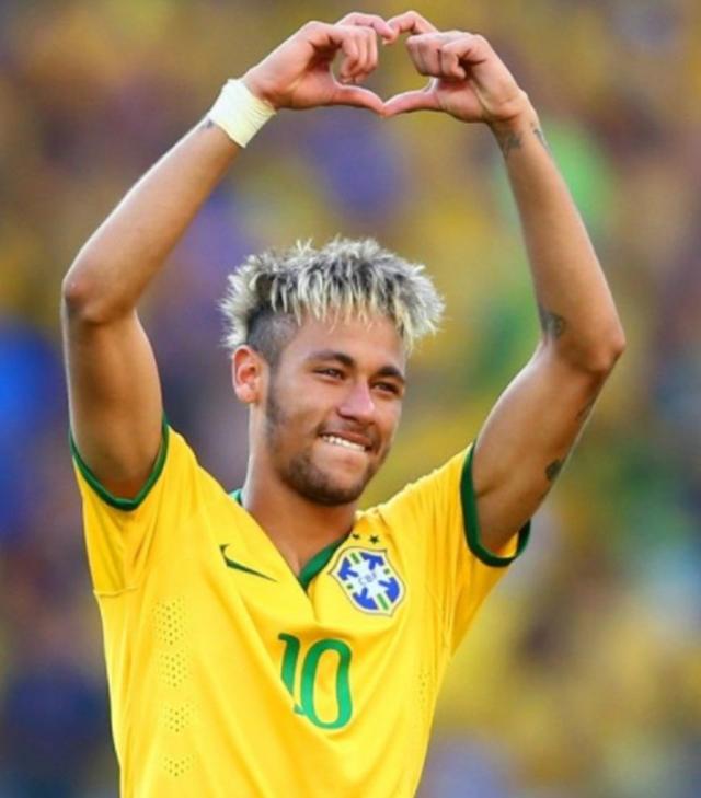 卡哇伊超勇5職業集結中,入遊參戰.笑然救世再登巔峰!（卡哇伊超勇五職同盟集結，開啟入遊之戰，笑然救世重返巔峰！）