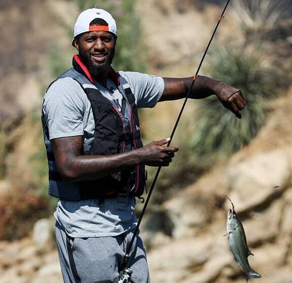 欧文快攻上篮制胜（欧文快攻上篮锁定胜局）