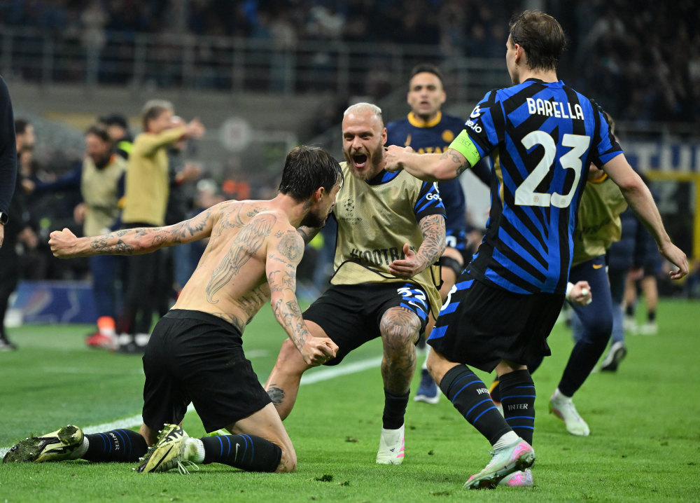 欧冠前瞻：天王山战役！枪手拜仁对决火热来袭，谁是全欧最强？（欧冠前瞻：巅峰对决一触即发！阿森纳VS拜仁，谁是欧洲最强王者？）